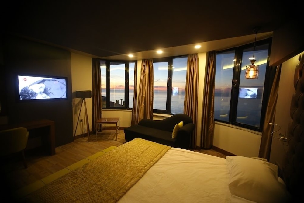 Peronti Hotel Rezervasyon