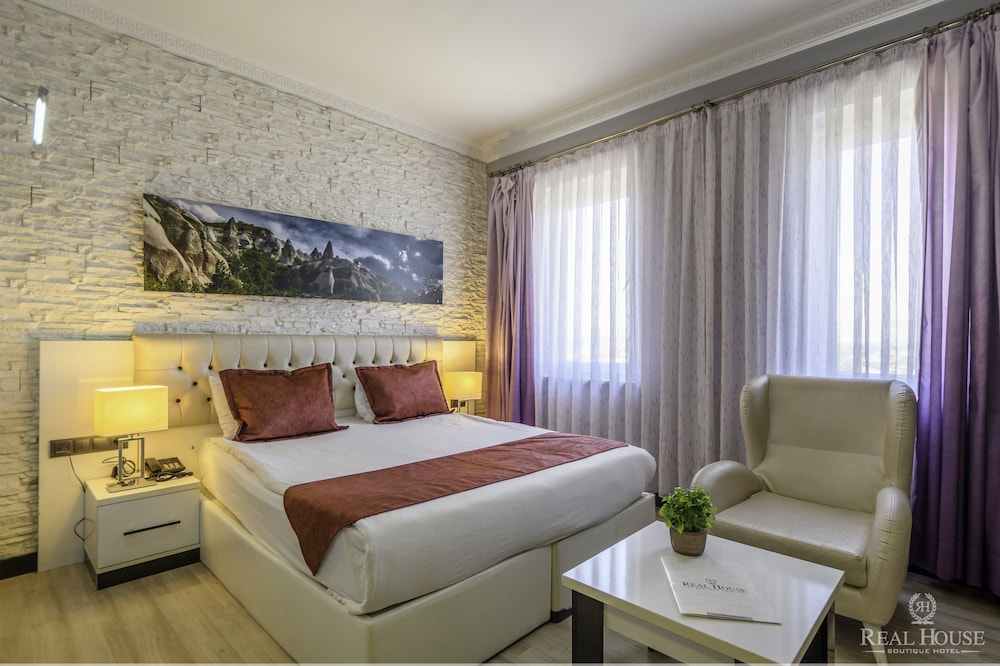 Real House Boutique Hotel Rezervasyon