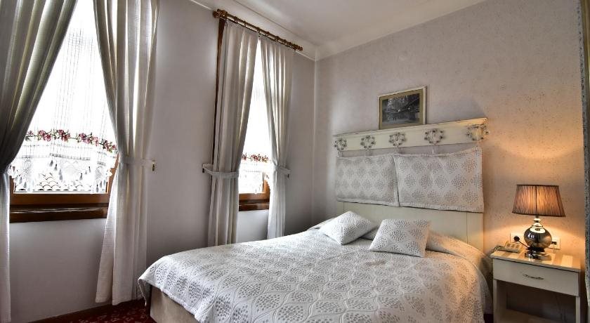 Safran Hotel Rezervasyon