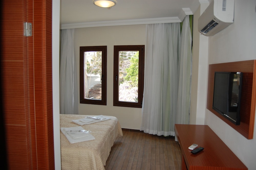 Selena Hotel Rezervasyon