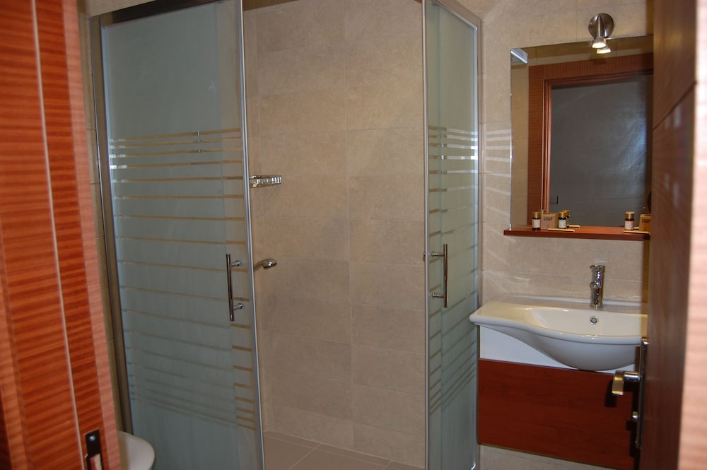Selena Hotel Rezervasyon