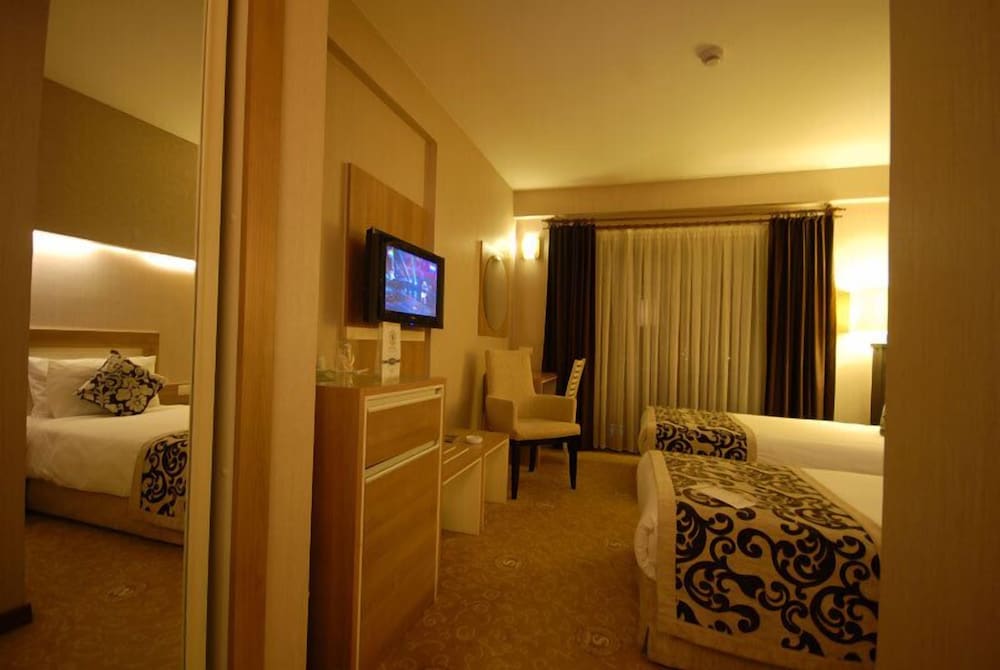 Serace Hotel Rezervasyon