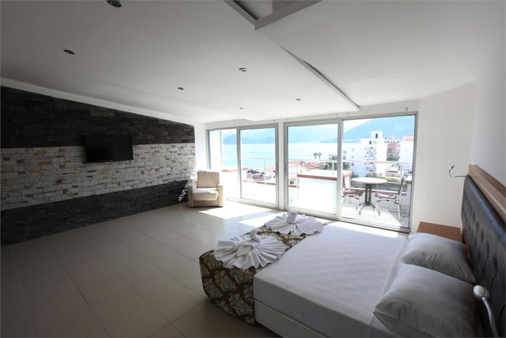 Aurasia Sea Side Hotel Rezervasyon