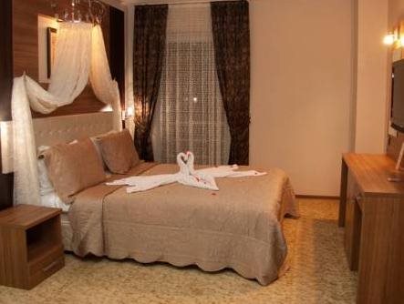 The Riada Hotel Rezervasyon