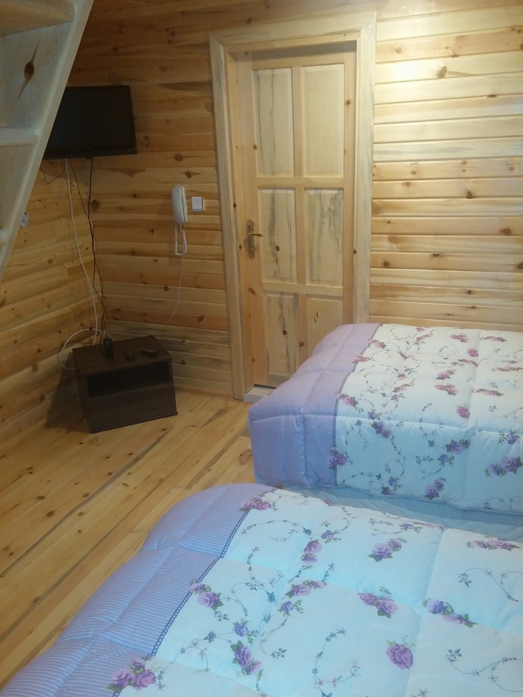 Oba Kütük Evleri Rezervasyon