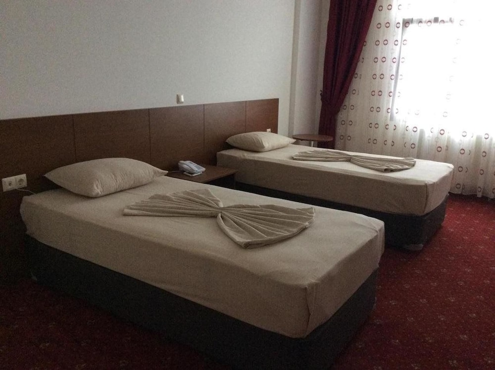 Hasdikoz Abdik Hotel Rezervasyon