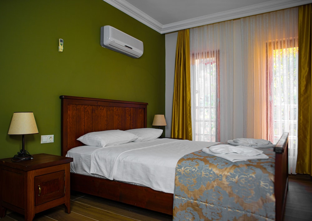 Dores Residence Rezervasyon