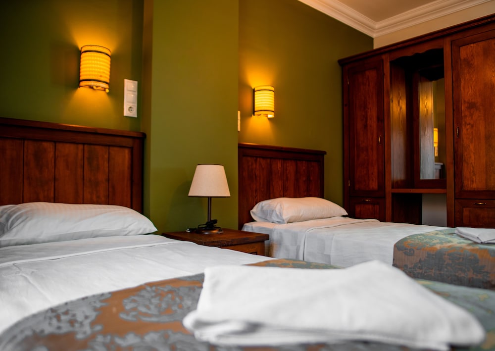 Dores Residence Rezervasyon