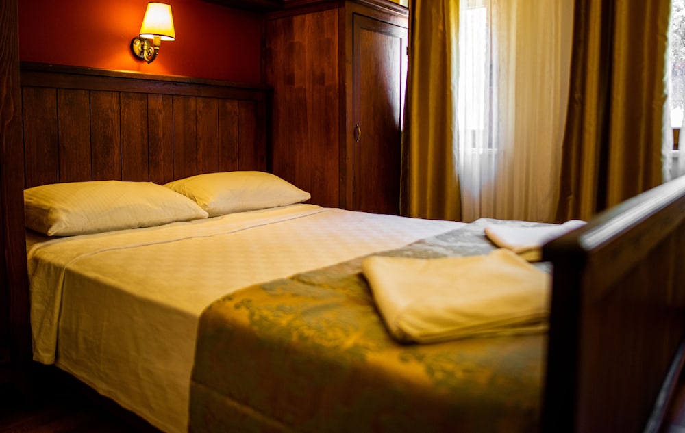 Dores Residence Rezervasyon