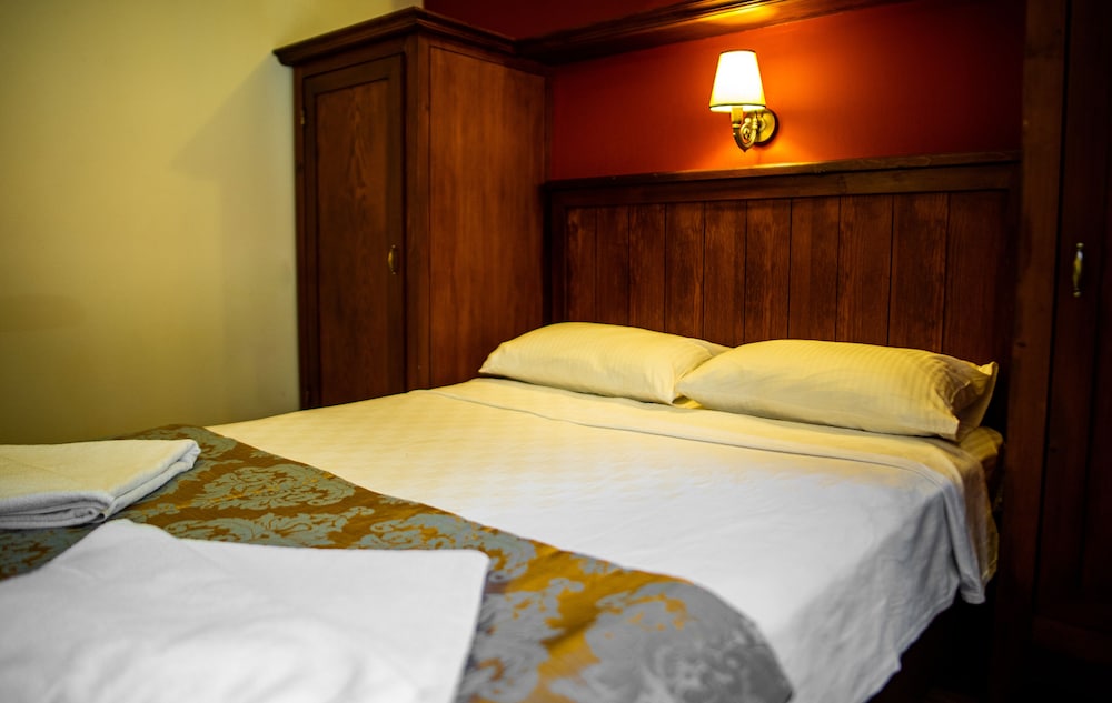 Dores Residence Rezervasyon