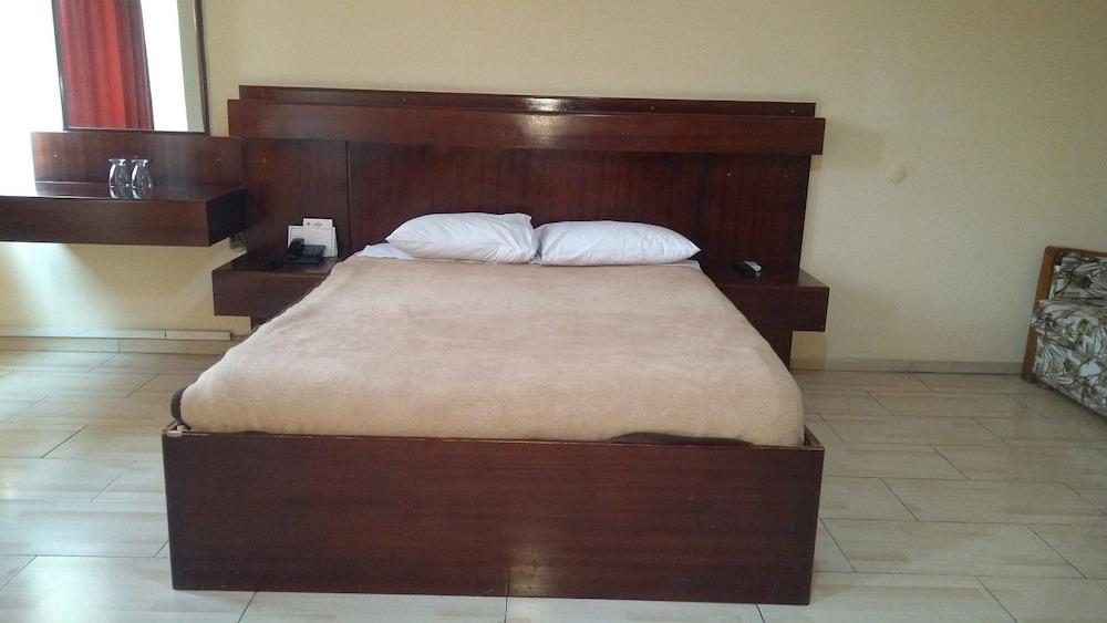 Ege Gunes Hotel Rezervasyon