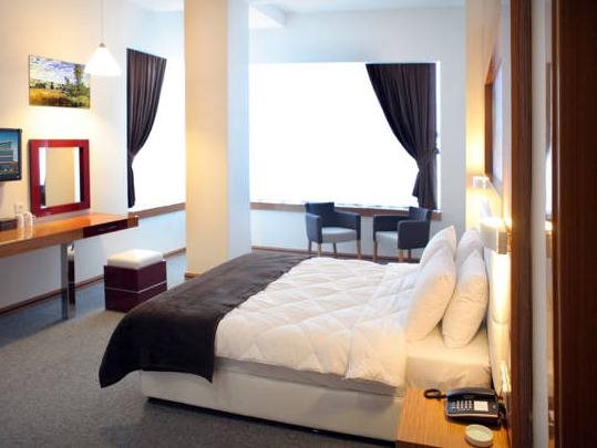 Ege Sevilen Hotel Rezervasyon