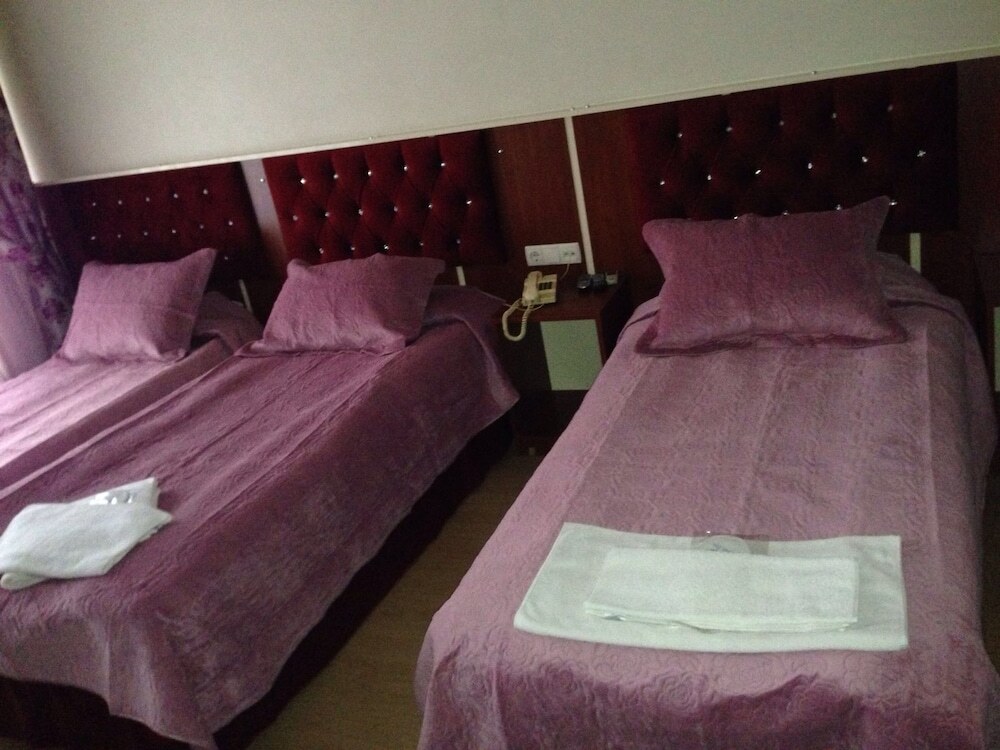 Hotel Ünlü Rezervasyon