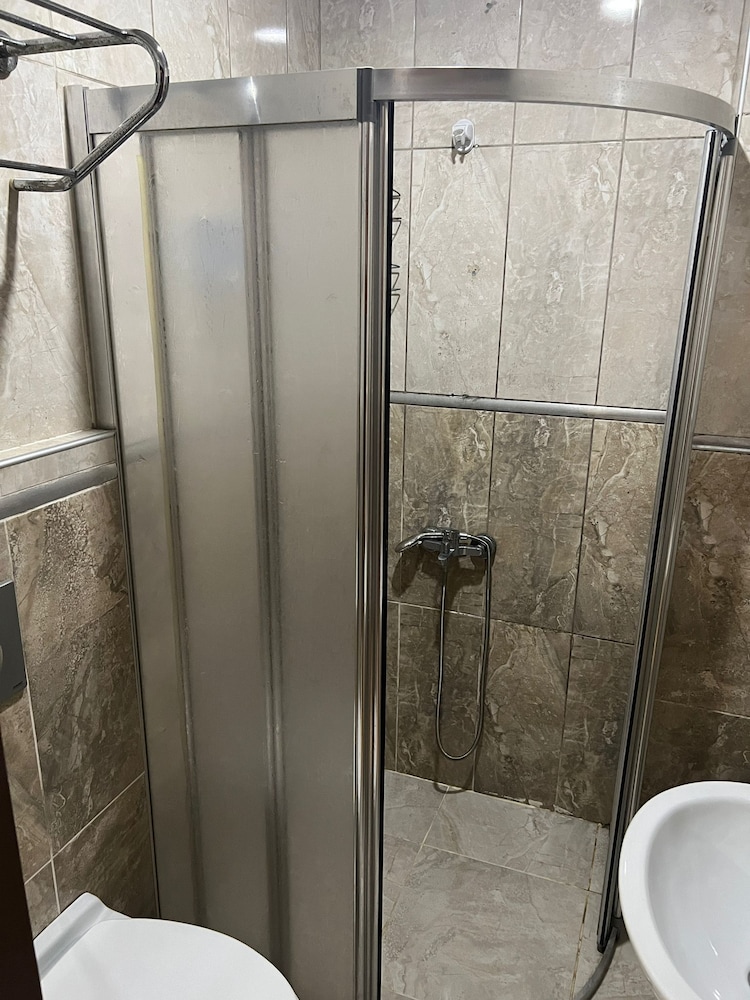 Şanlı Otel Rezervasyon