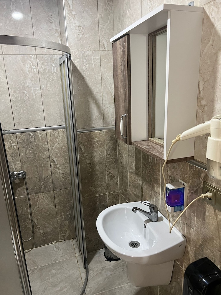 Şanlı Otel Rezervasyon