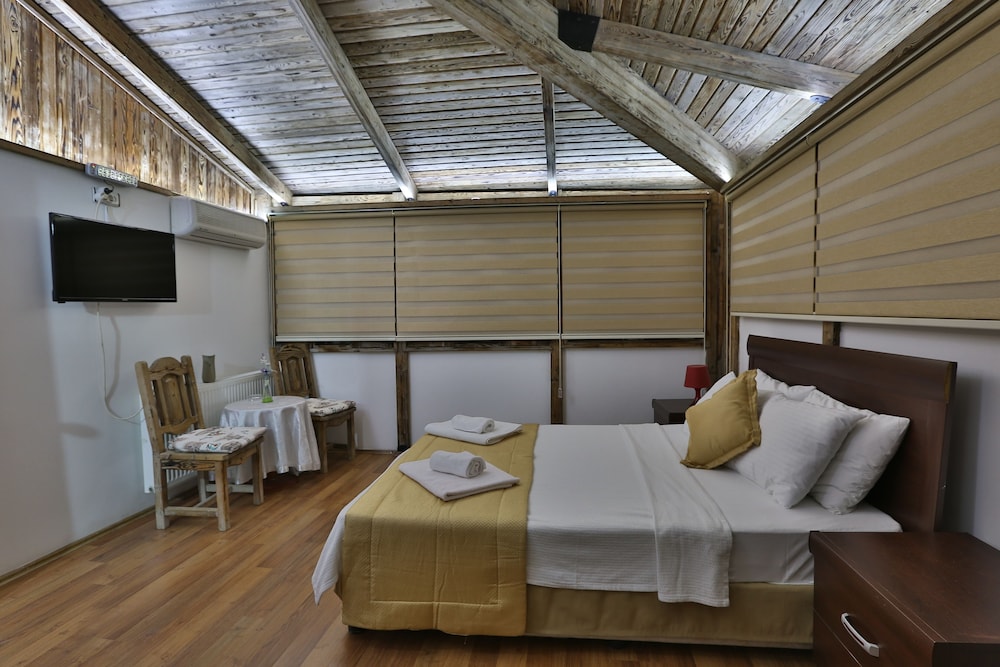 Arya Karaburun Rezervasyon