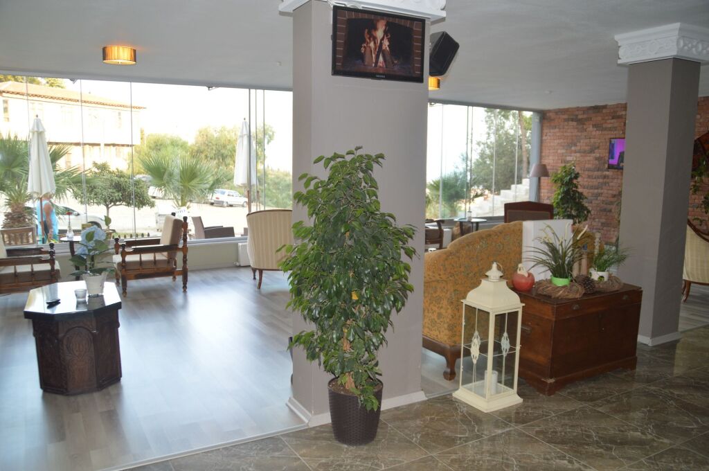 Hotel Hugo Rezervasyon