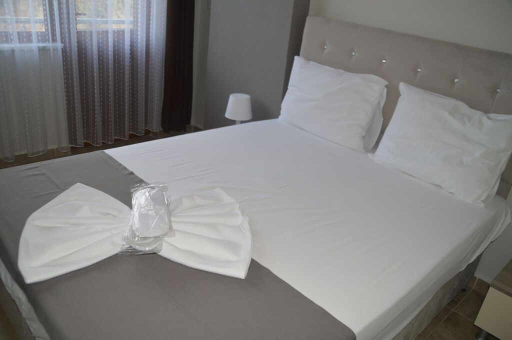 Hotel Hugo Rezervasyon
