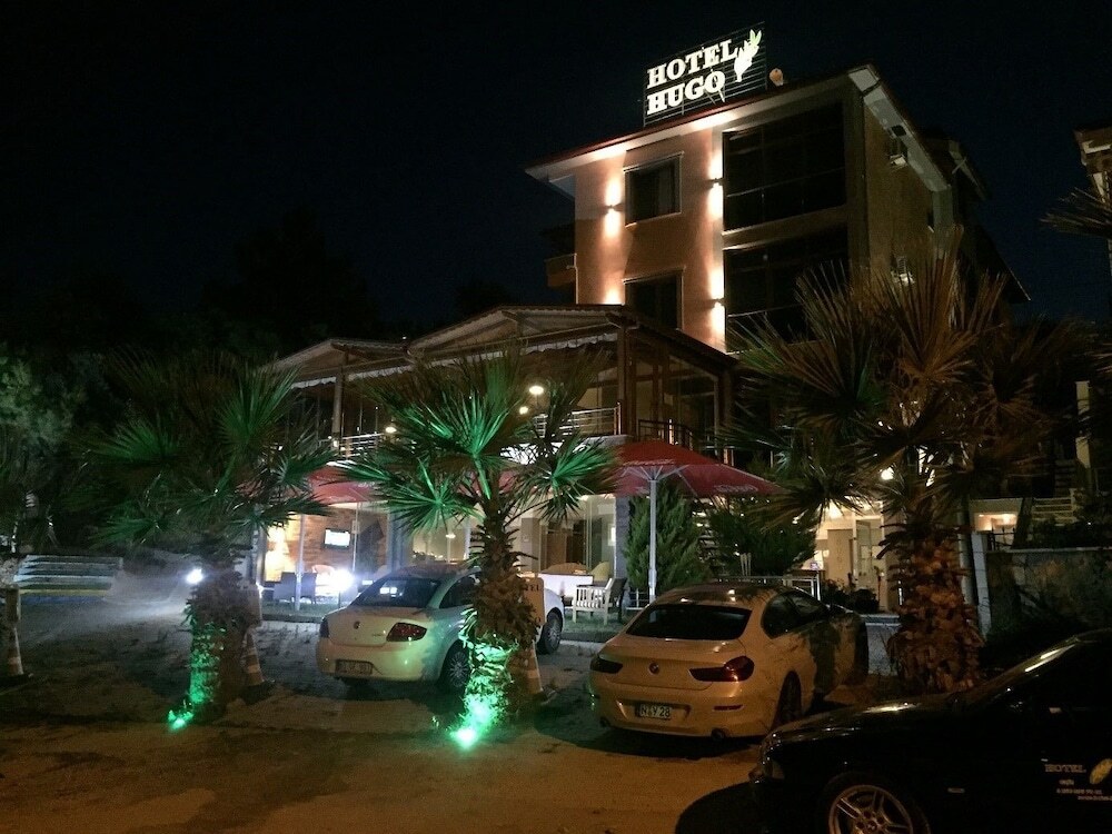 Hotel Hugo Rezervasyon