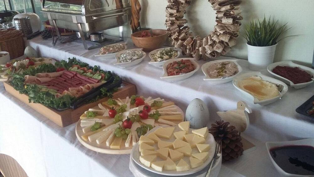 Hotel Hugo Rezervasyon