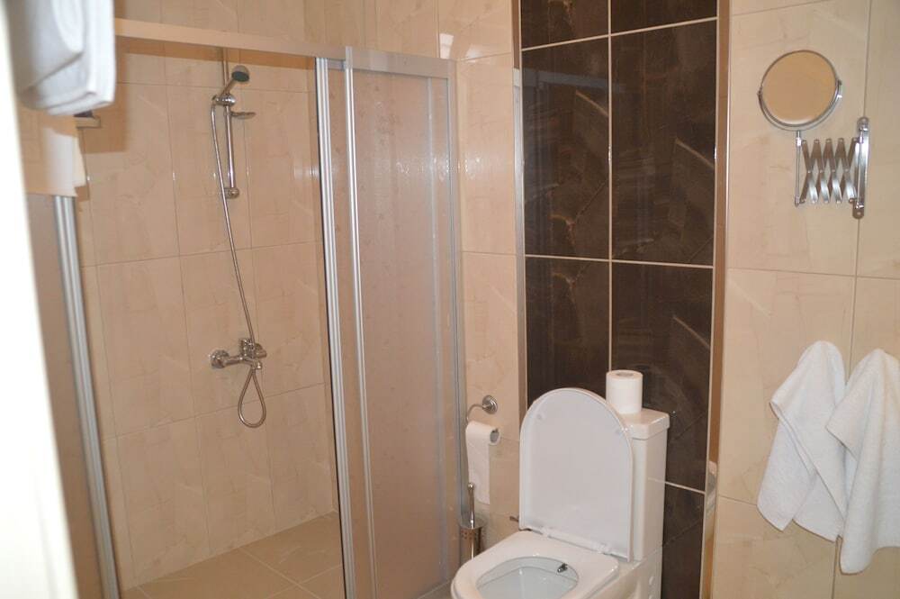 Hotel Hugo Rezervasyon