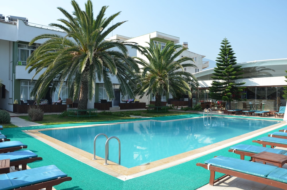 Palm Beach Arsuz Rezervasyon