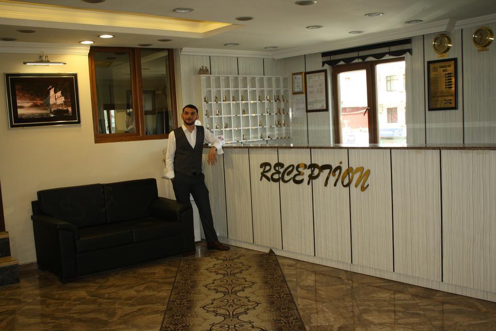 Hotel Paradise Lost Rezervasyon