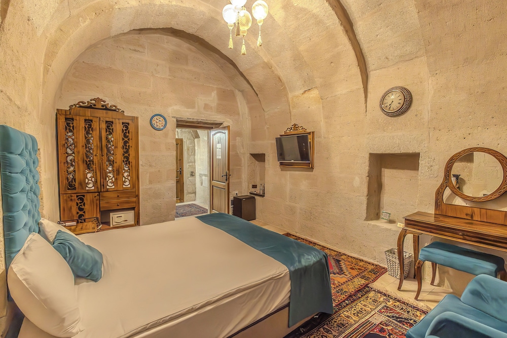 Miracle Cave Hotel Rezervasyon
