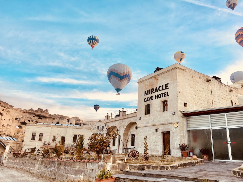 Miracle Cave Hotel Rezervasyon