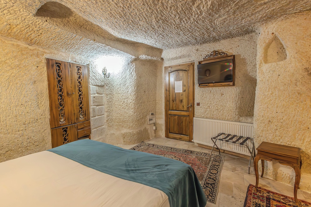 Miracle Cave Hotel Rezervasyon