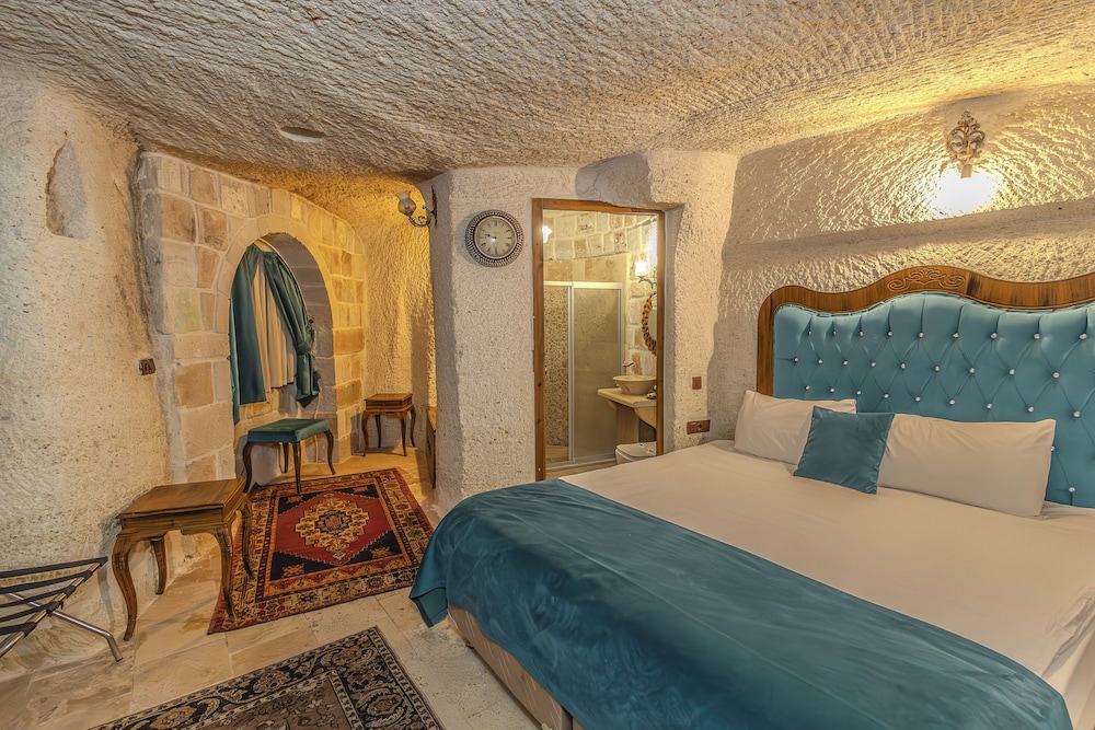 Miracle Cave Hotel Rezervasyon
