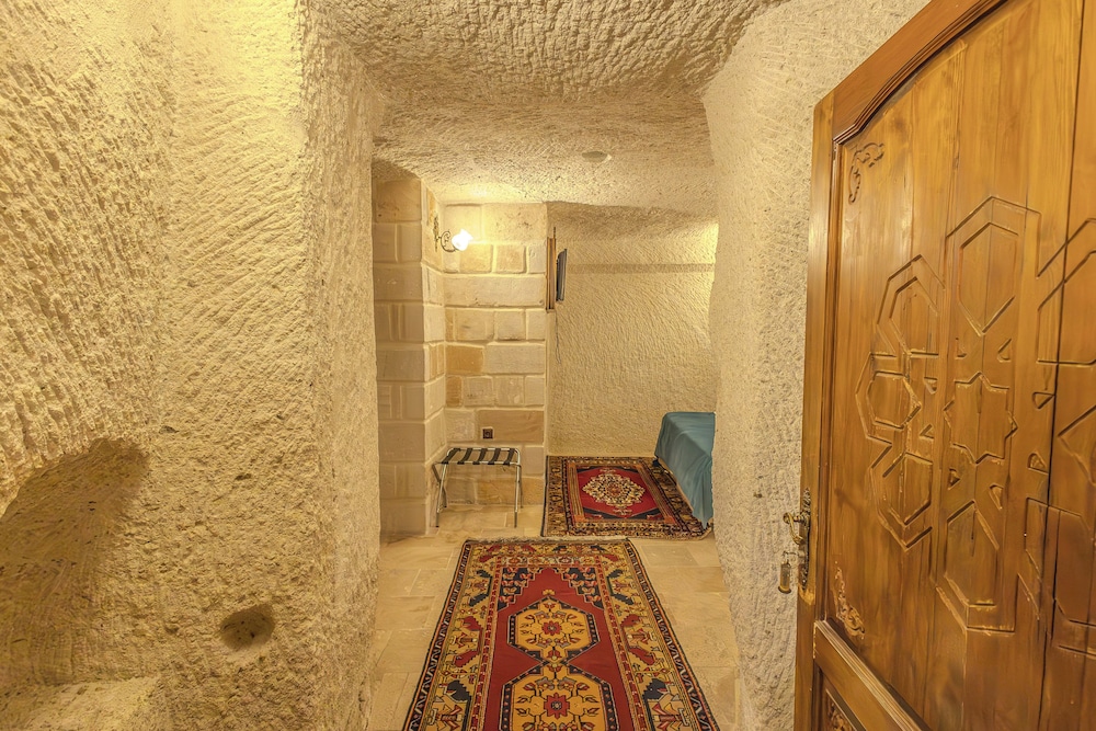 Miracle Cave Hotel Rezervasyon