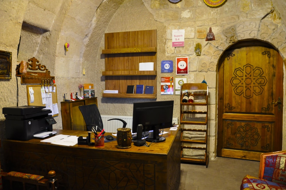 Miracle Cave Hotel Rezervasyon
