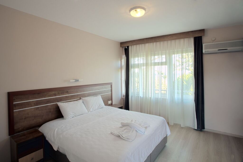 Palm Beach Hotel Rezervasyon
