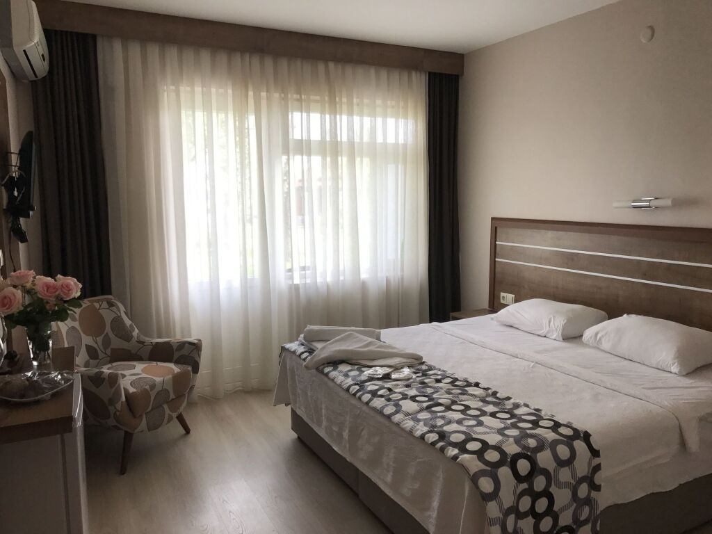 Palm Beach Hotel Rezervasyon