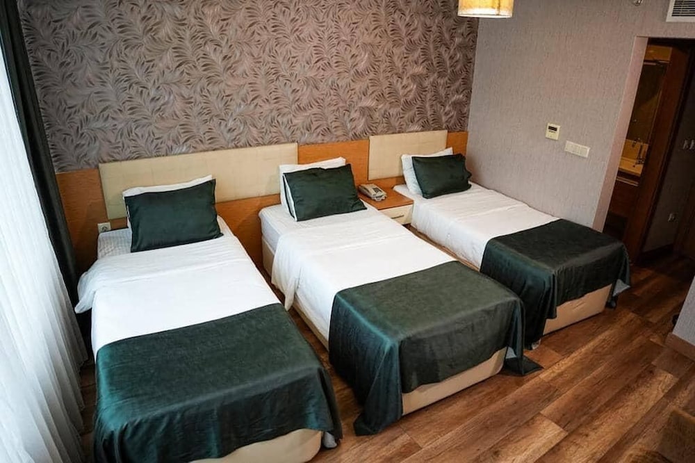 Park Square Hotel Rezervasyon