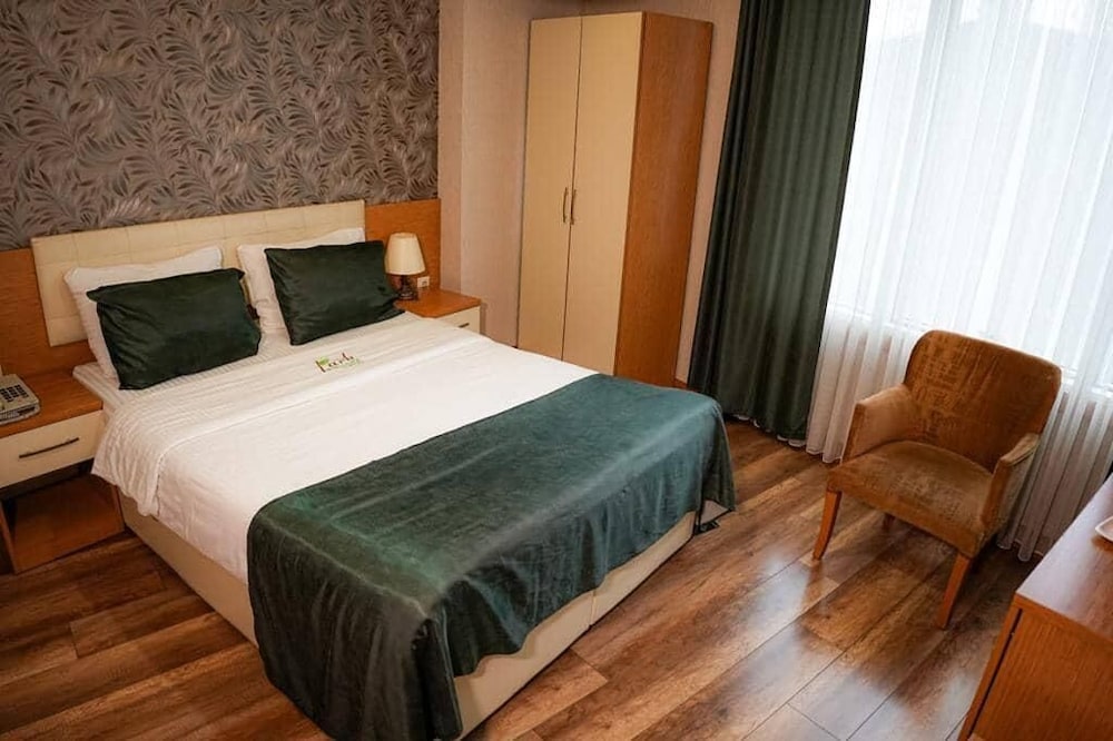 Park Square Hotel Rezervasyon