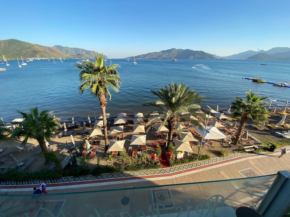 Reis Beach Otel Rezervasyon