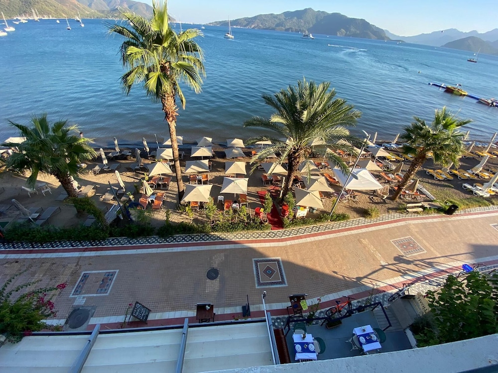 Reis Beach Otel Rezervasyon