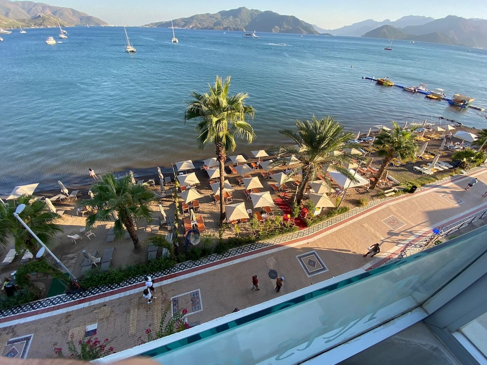 Reis Beach Otel Rezervasyon