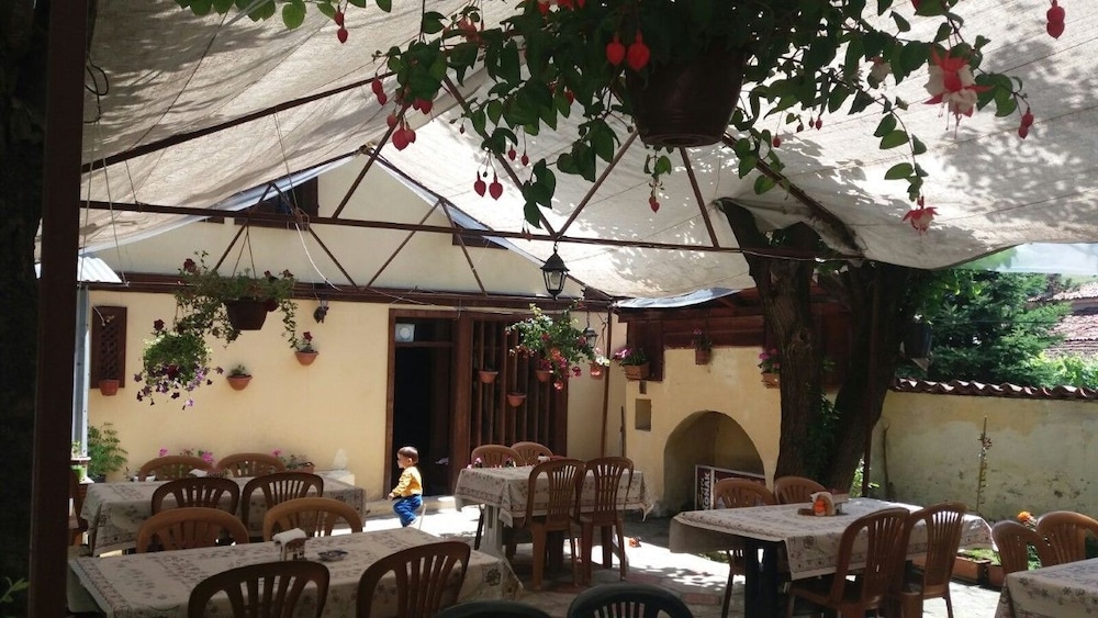 White House Beyaz Konak Rezervasyon