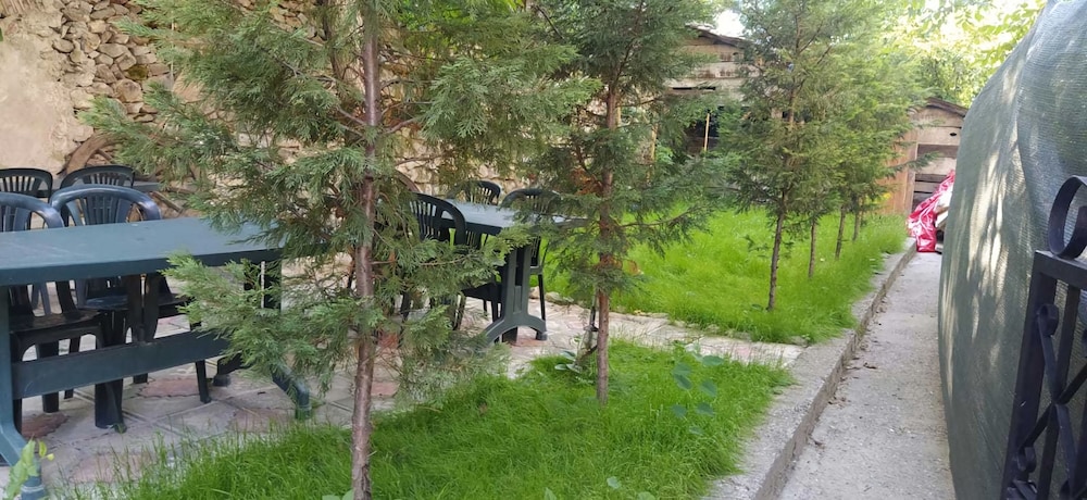 White House Beyaz Konak Rezervasyon