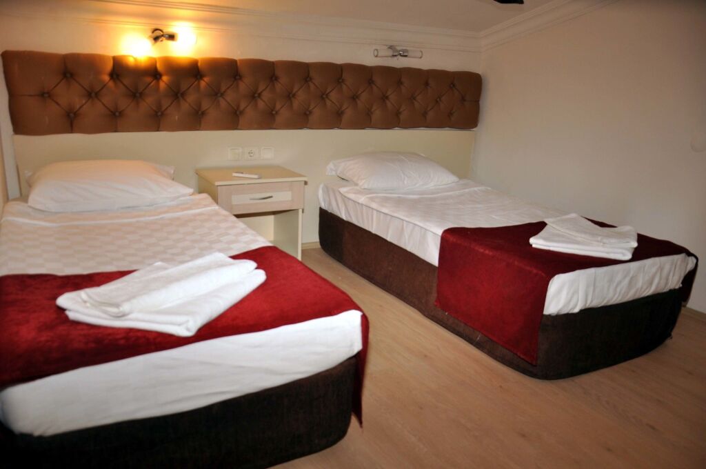 Almena City Hotel Rezervasyon