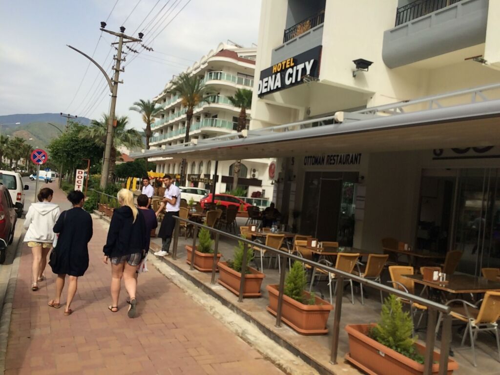 Almena City Hotel Rezervasyon