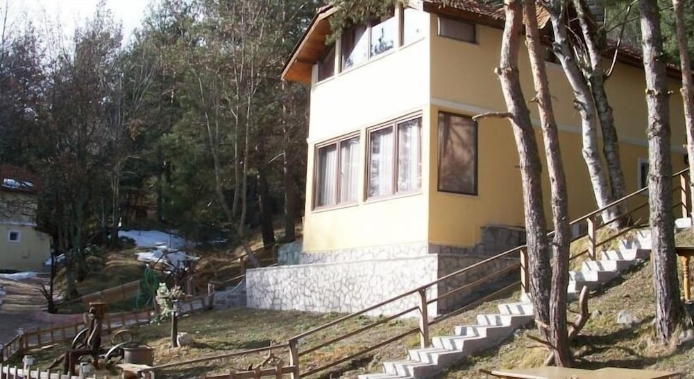 Abant Gol Evleri Rezervasyon