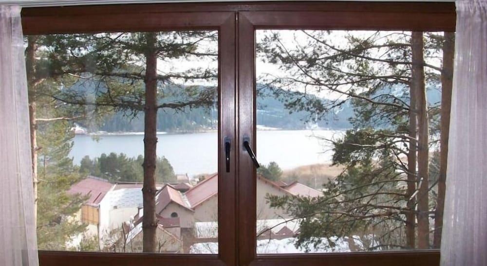 Abant Gol Evleri Rezervasyon