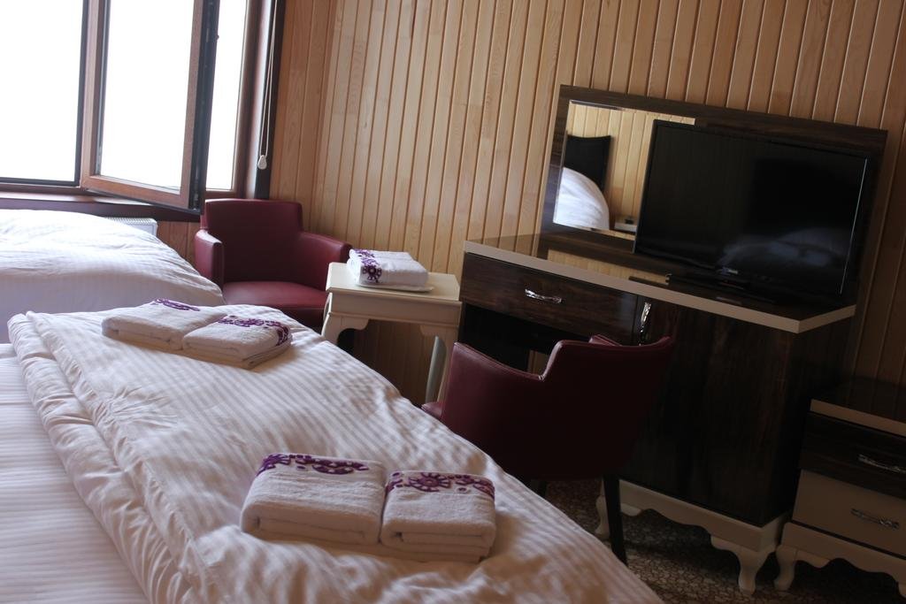 Aymeydani Hotel Café Restaurant Rezervasyon