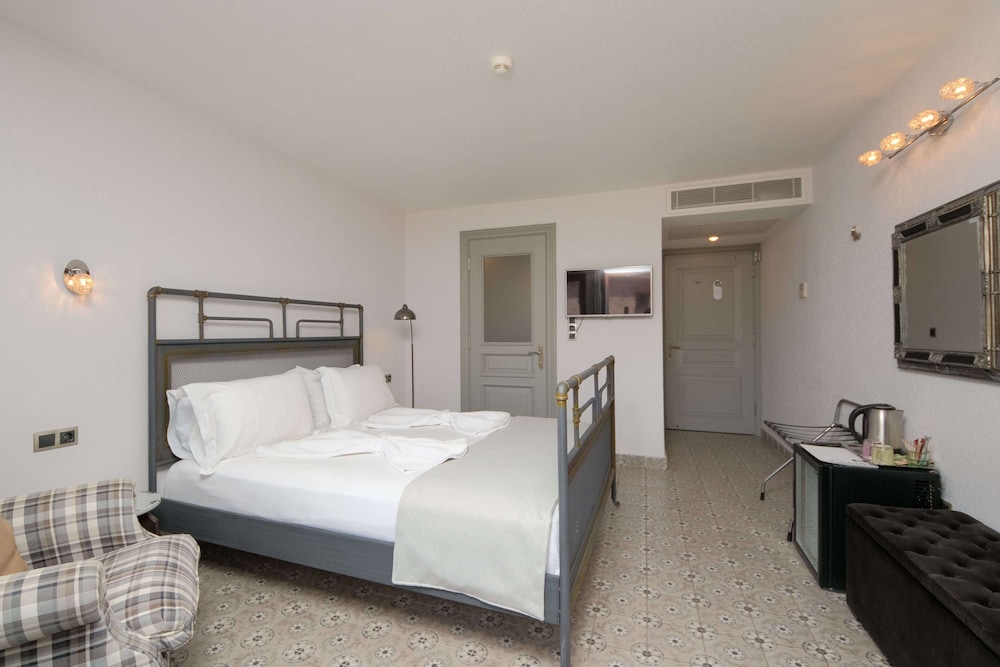 Cunda Labris Hotel Rezervasyon