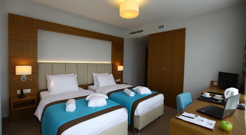 Ela Hotel Rezervasyon