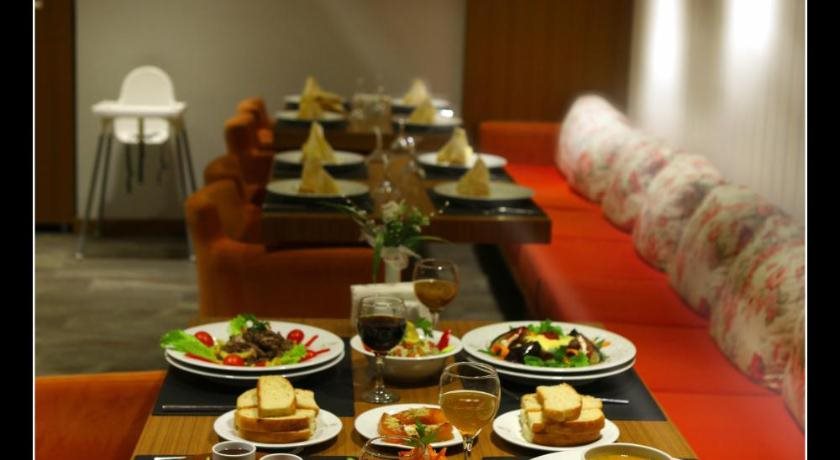 Ela Hotel Rezervasyon